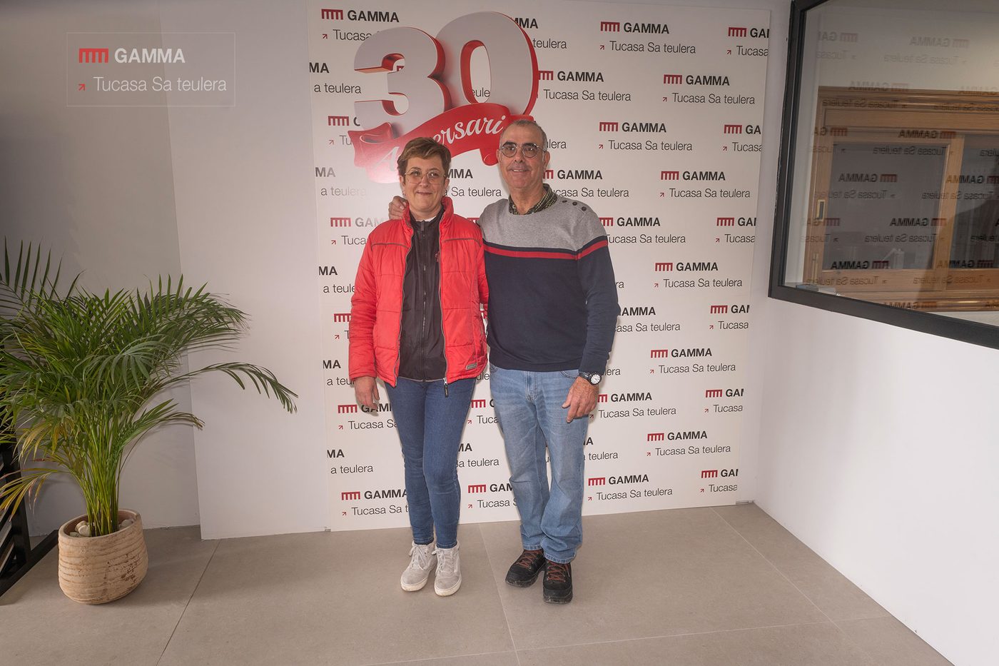 Clientes y amigos en la celebración del 30 aniversario